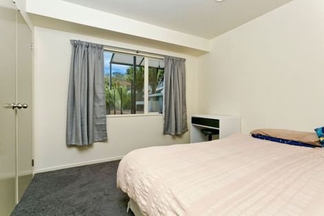 Photo of property in 21 Gretna Green, Browns Bay, Auckland, 0630