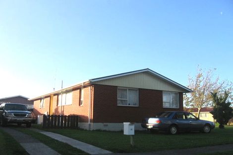 Photo of property in 32 Robinson Crescent, Westbrook, Palmerston North, 4412
