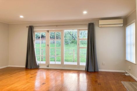 Photo of property in 80 Stottholm Road, Titirangi, Auckland, 0604
