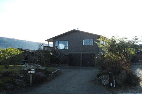 Photo of property in 18 Poplar Drive, Kelvin Heights, Queenstown, 9300