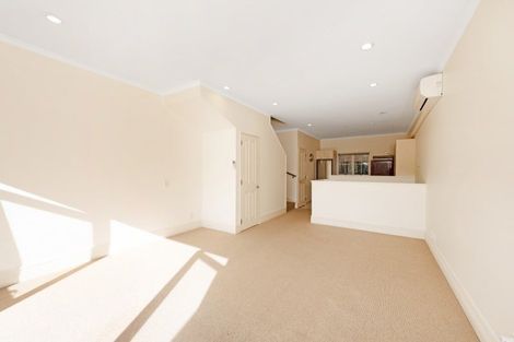 Photo of property in 11/5 Malcolm Lane, Thorndon, Wellington, 6011