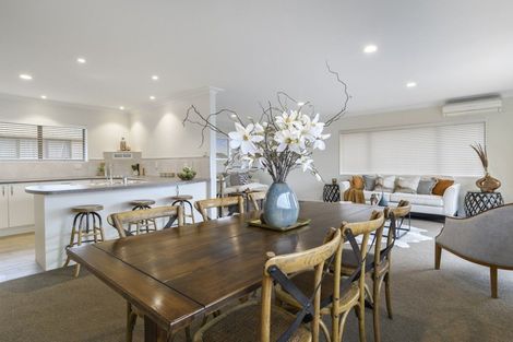 Photo of property in 61a Beach Road, Otumoetai, Tauranga, 3110