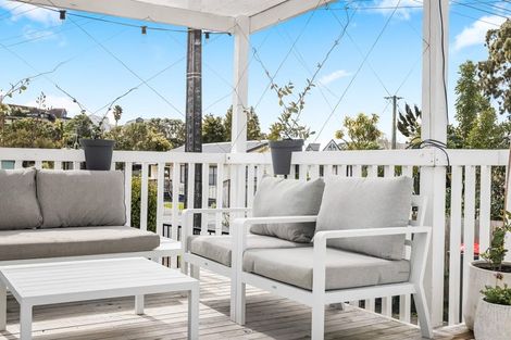 Photo of property in 113 Brightside Road, Stanmore Bay, Whangaparaoa, 0932