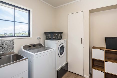 Photo of property in 42 Hicks Crescent, Waikanae Beach, Waikanae, 5036