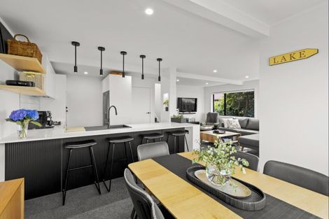 Photo of property in 1 Highview Terrace, Queenstown, 9300