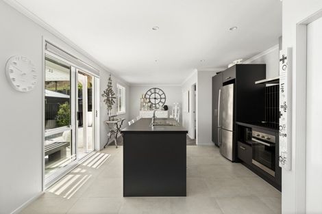 Photo of property in 301 Lakes Boulevard, Pyes Pa, Tauranga, 3112