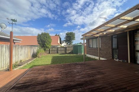 Photo of property in 1/25 Millhouse Drive, Northpark, Auckland, 2013