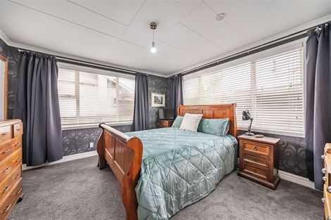 Photo of property in 50 Seddon Street, Wallaceville, Upper Hutt, 5018