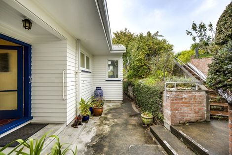 Photo of property in 130 Thompson Road, Bluff Hill, Napier, 4110