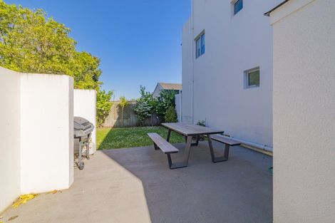 Photo of property in Amuri Park Apartments, 28/280 Bealey Avenue, Christchurch Central, Christchurch, 8013