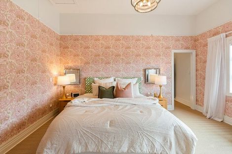 Photo of property in 2 Maida Vale Road, Roseneath, Wellington, 6011