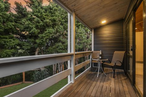 Photo of property in 22 Calluna Crescent, Totara Heights, Auckland, 2105