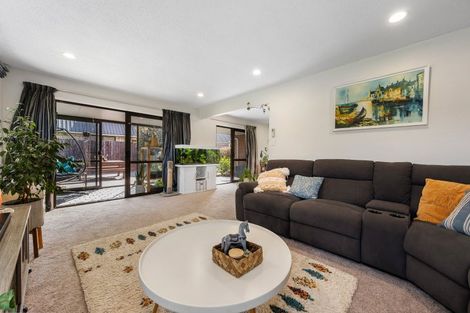 Photo of property in 45 Dunbarton Street, Redwood, Christchurch, 8051