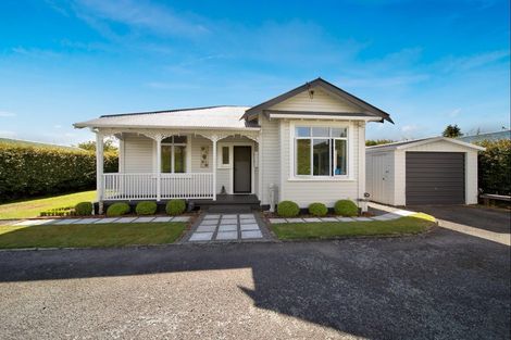 Photo of property in 128 Miranda Street, Stratford, 4332