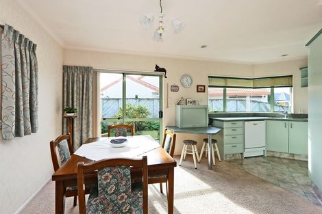 Photo of property in 17b Moeller Street, Taradale, Napier, 4112