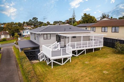 Photo of property in 171 Solar Road, Glen Eden, Auckland, 0602