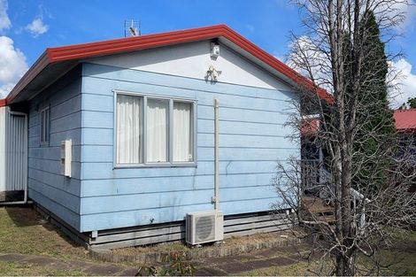 Photo of property in 2/7 Constance Place, Clover Park, Auckland, 2019