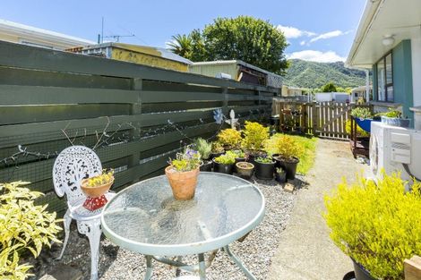 Photo of property in 1/14 Clouston Park Road, Ebdentown, Upper Hutt, 5018