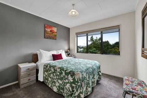 Photo of property in 5 Ruskin Place, Westown, New Plymouth, 4310