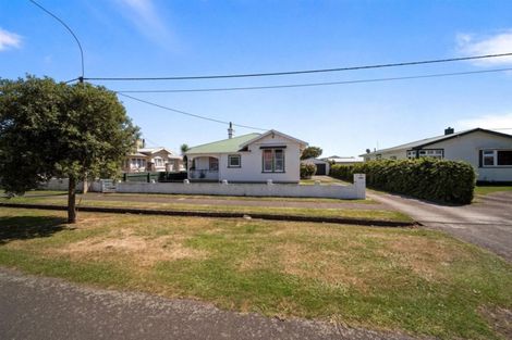 Photo of property in 13 Morrissey Street, Hawera, 4610