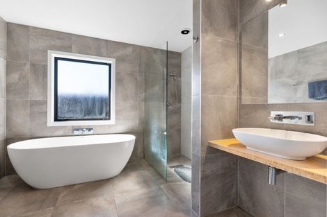 Photo of property in 74 Park Road, Carterton, 5713