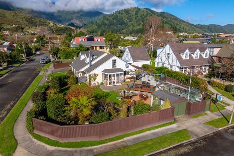Photo of property in 16 Huia Street, Waikawa, Picton, 7220