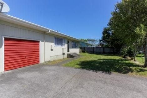 Photo of property in 9 Aratapu Street, Waitara, 4320