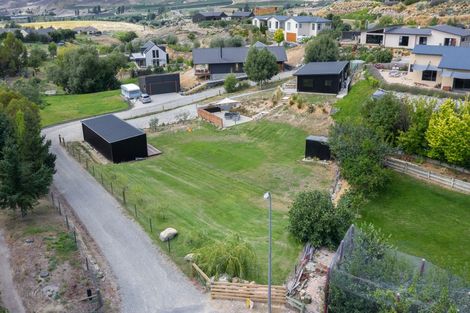 Photo of property in 17a Lawrence Street, Bannockburn, Cromwell, 9384