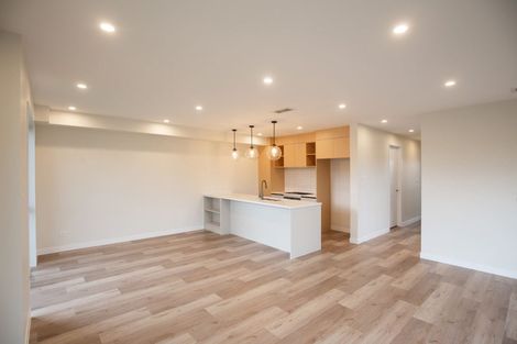 Photo of property in 122 Vintry Drive, Kumeu, 0810