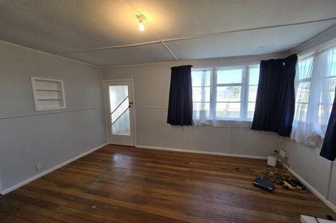 Photo of property in 15 Pratt Avenue, Foxton Beach, Foxton, 4815