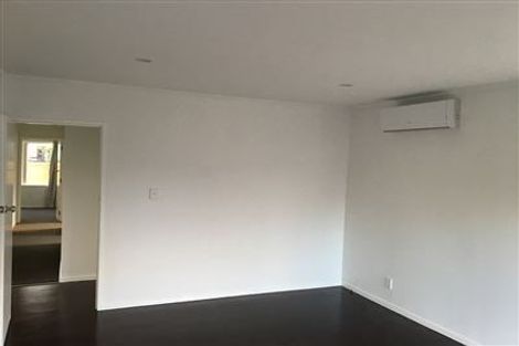 Photo of property in 123 Riverpark Crescent, Henderson, Auckland, 0610