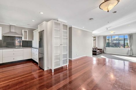 Photo of property in 8 Doctors Hill Road, Maungaturoto, 0520