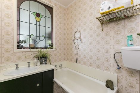 Photo of property in 9 Lerwick Terrace, Melrose, Wellington, 6023