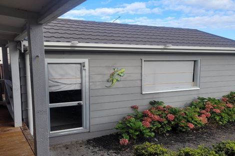 Photo of property in 1/72 Casuarina Road, Half Moon Bay, Auckland, 2012