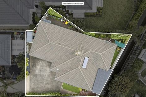 Photo of property in 18a Doment Crescent, Orewa, 0931