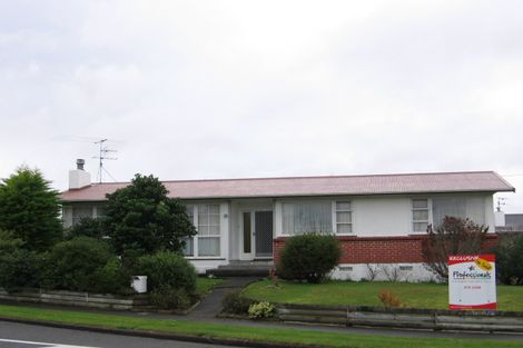Photo of property in 2 Puriri Crescent, Lansdowne, Masterton, 5810
