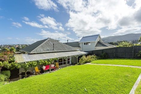 Photo of property in 24 Clifford Street, Dalmore, Dunedin, 9010