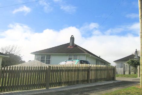 Photo of property in 11 Gear Terrace, Ranui, Porirua, 5024