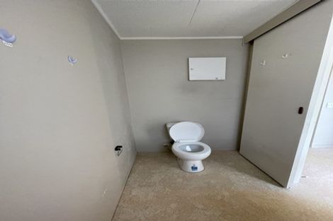 Photo of property in 2/33 Reid Road, New Lynn, Auckland, 0600