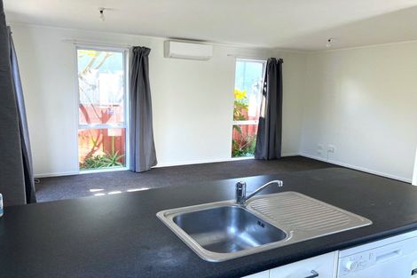 Photo of property in 15 Parker Crescent, Otara, Auckland, 2023