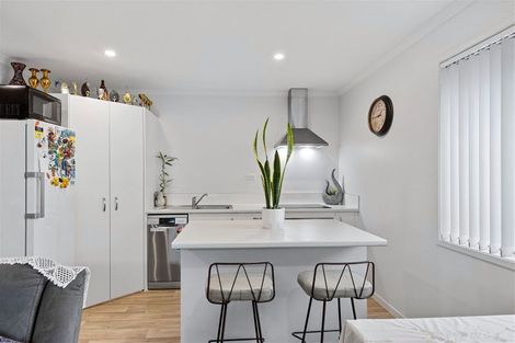 Photo of property in 12 Crest Way, Papamoa, 3118