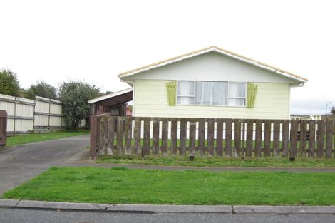 Photo of property in 61 Hume Street, Waitara, 4320