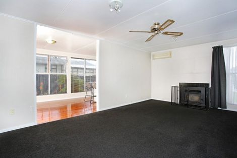 Photo of property in 3 Olive Crescent, Papatoetoe, Auckland, 2025