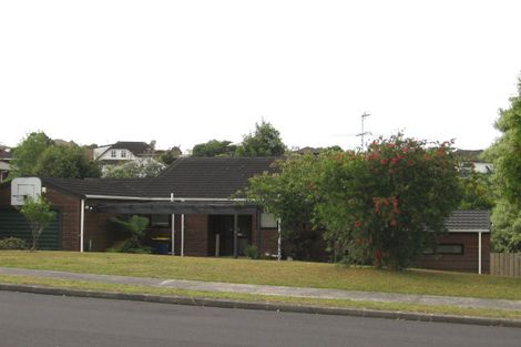 Photo of property in 36 Marina View Drive, West Harbour, Auckland, 0618
