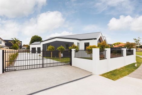 Photo of property in 92 Jickell Street, Hokowhitu, Palmerston North, 4410