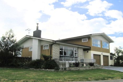 Photo of property in 130 Freyberg Avenue, Tamatea, Napier, 4112