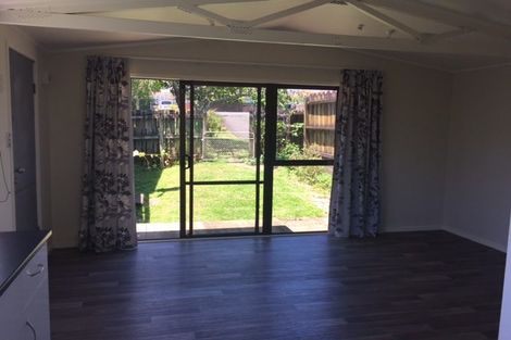 Photo of property in 91 Seymour Road, Sunnyvale, Auckland, 0612