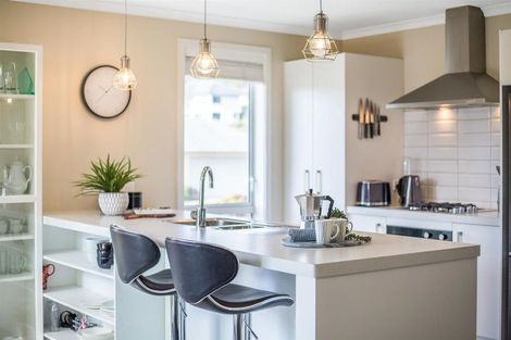 Photo of property in 11 Banks Boulevard, Whitby, Porirua, 5024