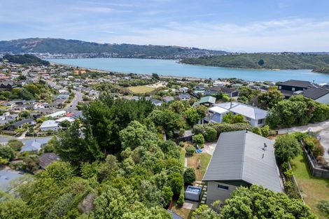 Photo of property in 11 Moray Place, Papakowhai, Porirua, 5024