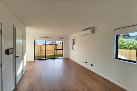Photo of property in 2/364 Main Road, Huapai, Kumeu, 0810